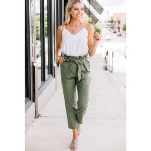 Who What Wear Olive Green Paperbag Waist Cropped Pants Women’s XS